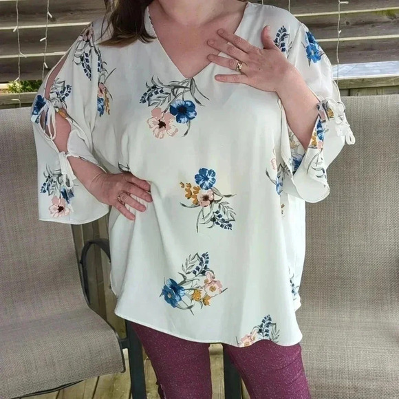 Mystery Tops - Cold Arm  Blouse